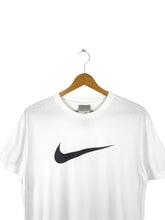 Cargar imagen en el visor de la galería, Nike Tee Shirt - Large

