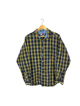 Load image into Gallery viewer, Tommy Hilfiger Shirt - XLarge
